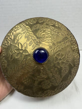 将图片加载到图库查看器，Vintage Hammered Brass Copper Band Blue Jewel Round Trinket Box India Handmade
