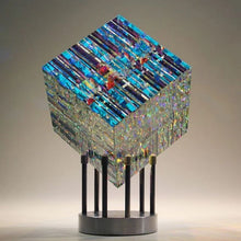 将图片加载到图库查看器，Glass Sculpture Table Furnishing Pieces Of Art Stock
