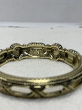 Charger l'image dans la galerie, Heidi Daus "Grand Slam" Crystal Deco Bracelet in a pink and champagne colorway.
