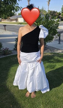 Load image into Gallery viewer, Vintage Whats Up by Carol Black Velvet-bodice Gown Size 8
