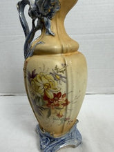 Charger l'image dans la galerie, Antique Robert Hanke Austria Art Nouveau Porcelain Floral Ewer, 10.5"
