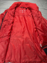 Charger l'image dans la galerie, Tommy Hilfiger 3-in-1 All Weather System Jacket — Red, Size Small
