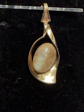 Load image into Gallery viewer, Vintage 14K Yellow Gold Tiger's Eye Teardrop Pendant — Signed American Fine Jewelry
