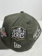 Charger l'image dans la galerie, Vintage New Era Los Angeles Dodgers 1981 &amp; 1988 World Series Commemorative Green Cap

