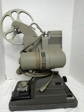 Charger l'image dans la galerie, Vintage 1950s DeJur 8mm Home Movie Projector Model 1000 — AS-IS, Not Tested
