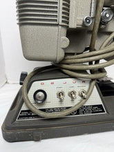 Charger l'image dans la galerie, Vintage 1950s DeJur 8mm Home Movie Projector Model 1000 — AS-IS, Not Tested
