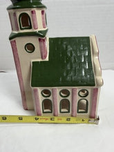 Charger l'image dans la galerie, Vintage Leyk Lichthäuser "Barock-Kirche" Hand-Painted Ceramic Church Tea Light Holder — Green, Signed
