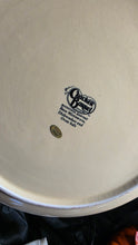 गैलरी व्यूवर में इमेज लोड करें, Cracker Barrel Bountiful Harvest Pumpkin Pie Dish - Sunflower and Leaf Ceramic Carrier
