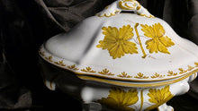 Load image into Gallery viewer, Vintage Italian Majolica Footed Soup Tureen with Lid – Hand-Painted Leaf Motif – Mid-Century Italy
