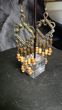 将图片加载到图库查看器，Vintage Boho Chandelier Earrings with Wood Beads &amp; Aged Metal
