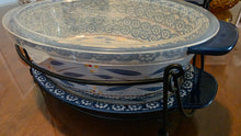 Load image into Gallery viewer, Temp-tations Old World Blue 2 Qt Oval Baker w/ Lid &amp; Wire Rack – By Tara
