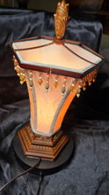Cargar imagen en el visor de la galería, Vintage Victorian-Style Beaded Fringe Accent Table Lamp with Fabric Shade
