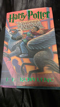 Load image into Gallery viewer, Harry Potter and the Prisoner of Azkaban Hardcover — First American Edition, 38th Printing (1999)
