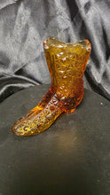 将图片加载到图库查看器，Vintage Fenton Amber Glass Boot Daisy &amp; Button Victorian Style Collectible
