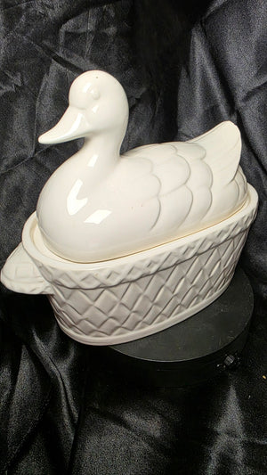 White Ceramic Duck Soup Tureen Basket Weave Japan 1970s