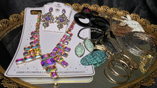 将图片加载到图库查看器，Eye Candy LA Iridescent Statement Set + Mixed Fashion Jewelry Lot (Assorted)
