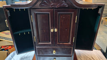 Cargar imagen en el visor de la galería, Vintage Mahogany-Style Tabletop Jewelry Armoire Cabinet with Drawers &amp; Necklace Doors
