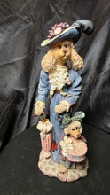 Load image into Gallery viewer, 1998 Boyds Bears Folkstone #2875 Francoise &amp; Suzanne Crem de LaChien Figurine
