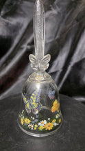 गैलरी व्यूवर में इमेज लोड करें, Vintage Avon 1990 Butterfly Floral Lead Crystal Bell Hand Painted
