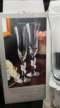 将图片加载到图库查看器，Gorham Amore Collection Dove Toasting Flutes Crystal Champagne Glass Pair NIB
