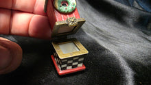 Charger l'image dans la galerie, PHB Collection Christmas Birdhouse Trinket Box Holiday Hinged Decor
