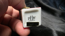 Charger l'image dans la galerie, PHB Collection Christmas Birdhouse Trinket Box Holiday Hinged Decor
