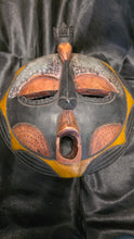 将图片加载到图库查看器，Handcrafted Ghana African Tribal Mask Carved Wood Wall Art Decor
