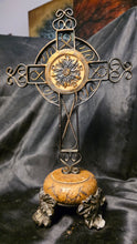 将图片加载到图库查看器，Ornate Celtic Style Metal Cross on Stone Base Decorative Tabletop Crucifix
