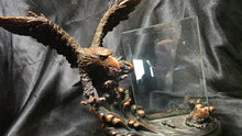 Load image into Gallery viewer, Bronze Finish Bald Eagle Waves of Freedom 4x6 Photo Frame Sculpture

