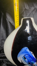 Cargar imagen en el visor de la galería, Vintage Hand-Blown Studio Art Glass Abstract Swirl Vase

