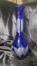 Cargar imagen en el visor de la galería, Vintage Bohemian Style Cobalt Blue Cut-to-Clear Glass Decanter
