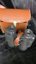 Load image into Gallery viewer, Vintage Tasco Deluxe 7x50 Binoculars Japan w Original Case
