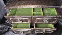गैलरी व्यूवर में इमेज लोड करें, Vintage Wooden Jewelry Box Chest Organizer With Velvet Lined Drawers
