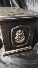 गैलरी व्यूवर में इमेज लोड करें, Vintage Wooden Jewelry Box Chest Organizer With Velvet Lined Drawers
