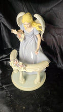 गैलरी व्यूवर में इमेज लोड करें, Member's Mark Porcelain Angel Figurine with Floral Balcony

