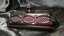 将图片加载到图库查看器，Vintage Avon Cape Cod Ruby Red Glass Covered Butter Dish Trinket Box with Lid
