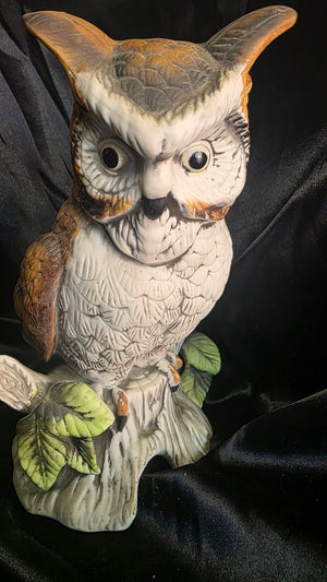 Vintage Large Ceramic Owl Figurine on Tree Stump – Woodland Nature Décor