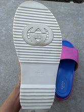 Load image into Gallery viewer, Gucci GG Supreme Pink Platform Slide Sandals Women Size 40.5 734913 Italy
