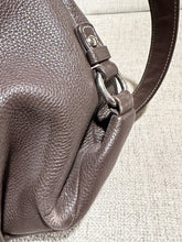 Cargar imagen en el visor de la galería, Coach F15064 Brown Pebbled Leather Convertible Duffle Hobo Shoulder Bag
