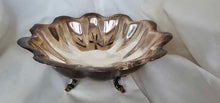 Cargar imagen en el visor de la galería, Vintage Reed &amp; Barton 1095 Silver Plated Footed Bowl - Elegant Décor Accent
