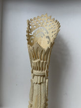 Charger l'image dans la galerie, Intricately Carved Balinese Guardian Tower Sculpture Ivory-Tone Folk Art

