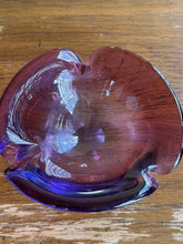 Charger l'image dans la galerie, Vintage Signed Salviati Murano Purple Blue Sommerso Freeform Art Glass Bowl
