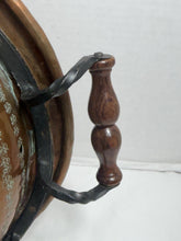 将图片加载到图库查看器，Antique Persian Ghalamzani Hand-Hammered Copper Chafing Dish Food Warmer Set
