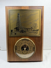 将图片加载到图库查看器，Vintage Oil Derrick Wood Plaque Barometer Thermometer Weather Station USA
