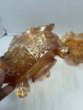 गैलरी व्यूवर में इमेज लोड करें, Antique Fenton Marigold Carnival Glass Panther Footed Berry Bowls Set of 3
