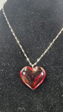 Charger l'image dans la galerie, Crimson Heart Faceted Glass Pendant Necklace – Silver-Tone Beaded Chain
