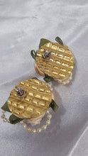 将图片加载到图库查看器，Handmade Ribbon Rose Earrings Faux Pearl Accents Floral Statement
