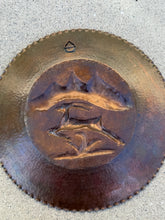 将图片加载到图库查看器，Vintage Hand Hammered Brass Copper A Souvenir From Delphi Greek Wall Plate
