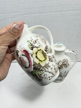 将图片加载到图库查看器，Vintage Nasco Japan Rosevine Ceramic Oil Vinegar Cruet Set Floral Pottery
