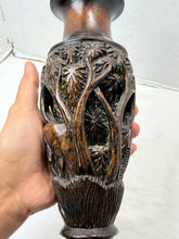 गैलरी व्यूवर में इमेज लोड करें, Vintage Handcrafted Dark Wood Open-Work Safari Elephant Palm Tree Vase
